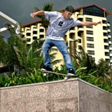 Does Rob Dyrdek still own Street League?