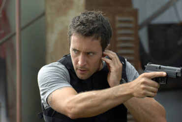 Is Alex O'Loughlin still acting?