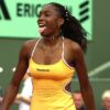 How much was Venus Williams first Nike contract?