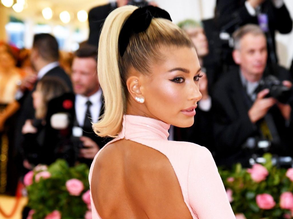 What is Hailey Bieber net worth?