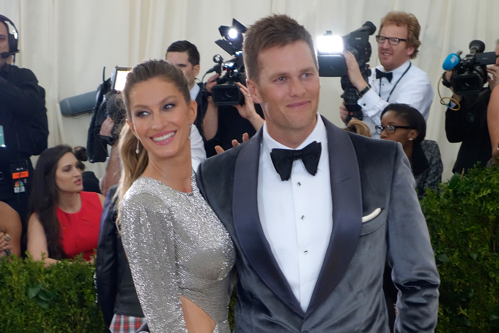 Who is richer Gisele or Brady?