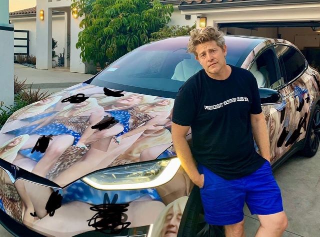 How rich is Jason Nash?