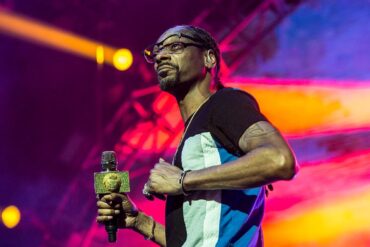 What is Snoop Dogg's networth?