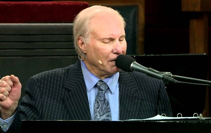 How much is the Swaggart family worth?