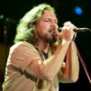 Where does Eddie Vedder live in Hawaii?