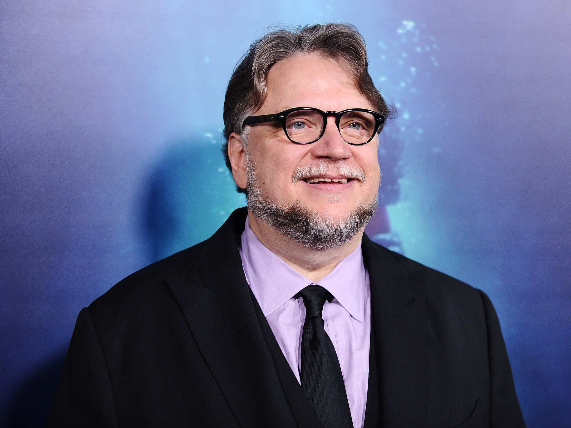 Where does Guillermo del Toro live?