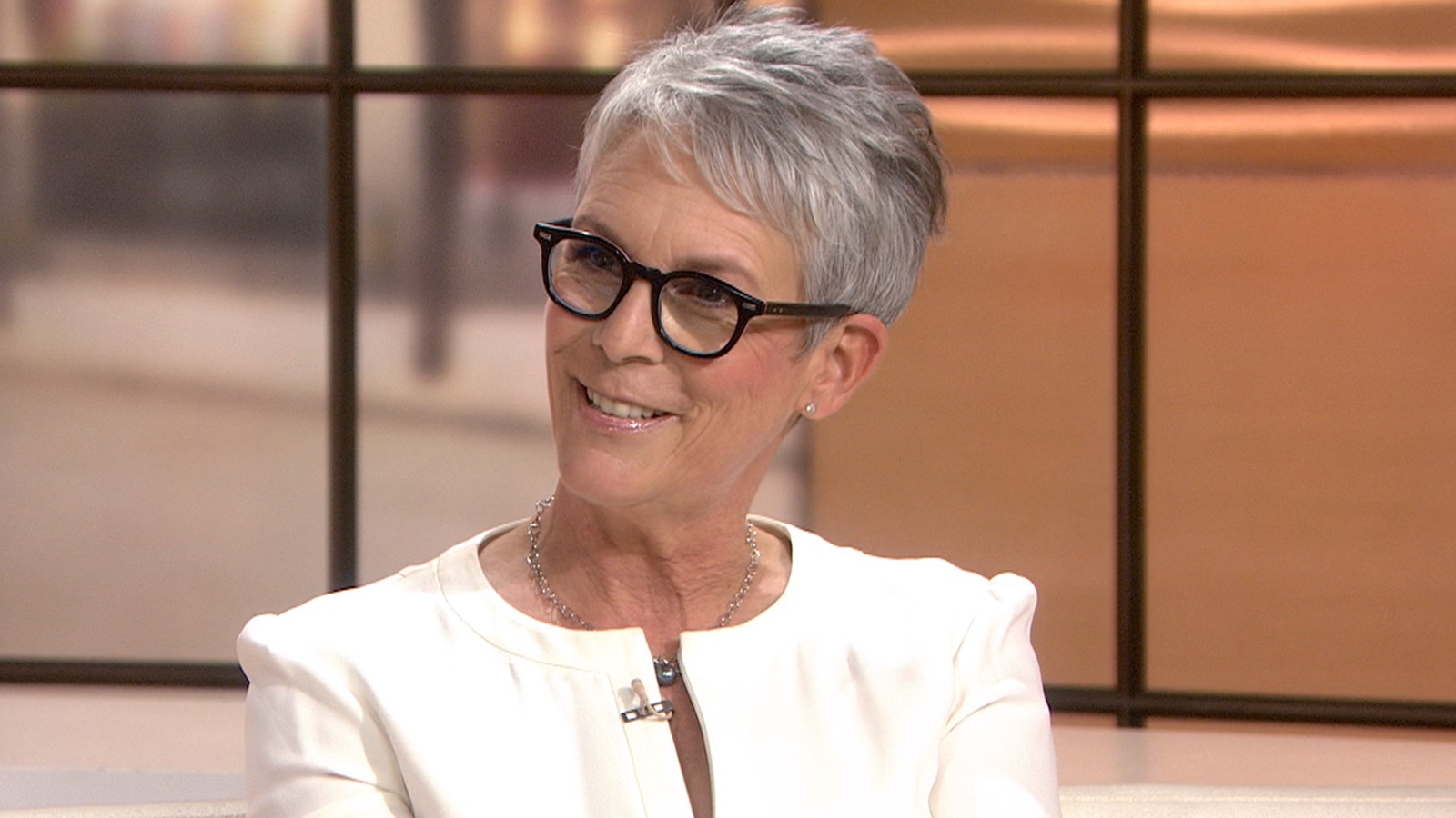 How rich is Jamie Lee Curtis?