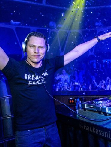 Who is #1 DJ in the world?