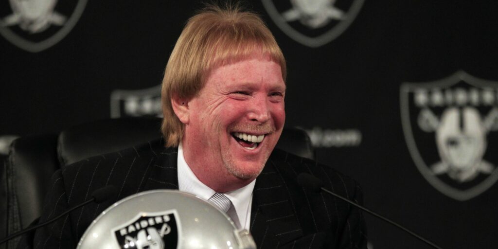 How much is Mark Davis worth?