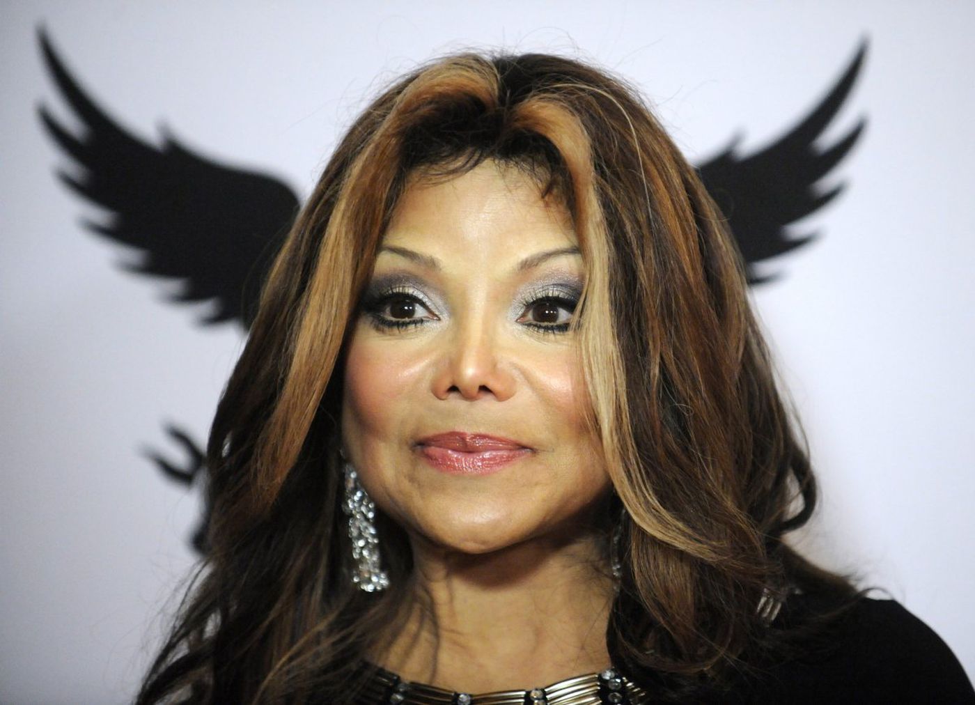 How rich is Latoya Jackson?