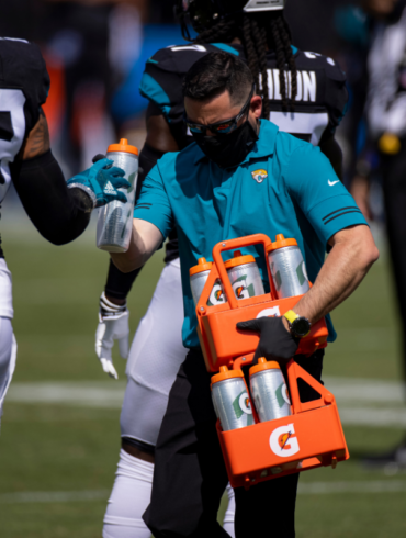 How much does a waterboy get paid for the NFL?
