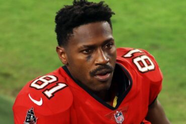 Why did Antonio Brown quit Tampa Bay?