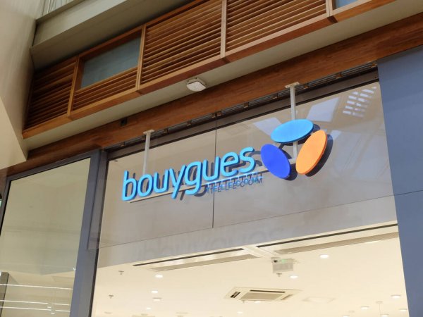 Comment faire pour parler à un conseiller Bouygues ?