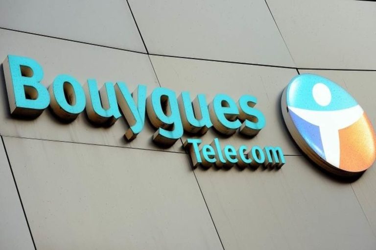 Comment contacter B And You par téléphone ?