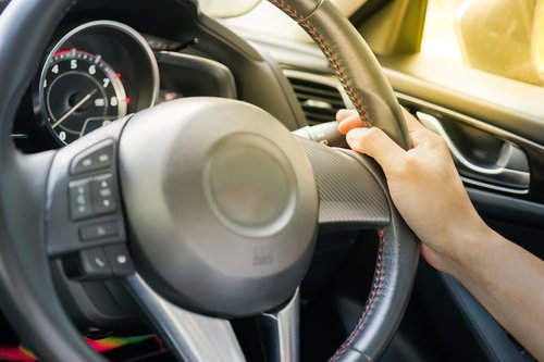 Comment postuler pour conduire une voiture radar ?