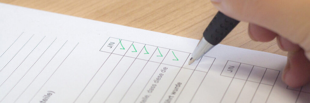 Comment justifier d'une retenue sur caution ?