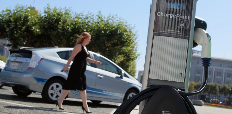 Comment utiliser un chargeur à induction ?