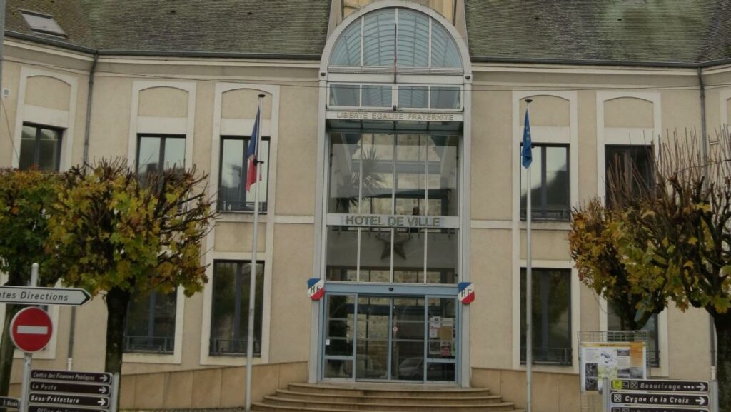 Quel est le code postal de Nogent sur Seine ?