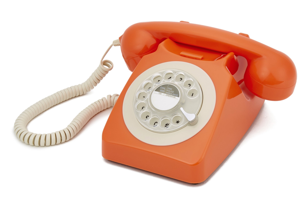 Orange phones. Дисковый ретро телефон GPO 746. Ретро телефон GPO 746 Rotary. Трубка телефона. Проводной телефон.