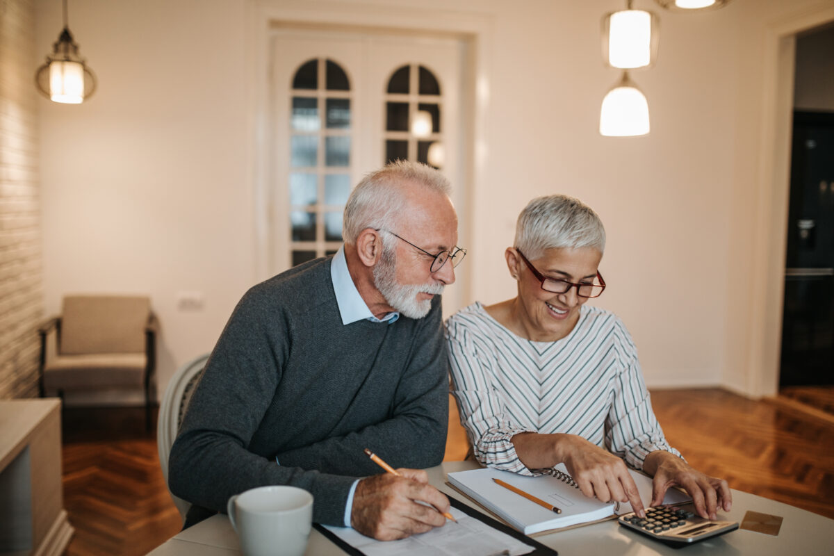 Quelle est la particularité de l'abattement de 30 500 € dans le cadre d'un contrat d'assurance vie ?