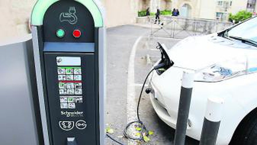 Comment recharger voiture électrique gratuitement ?