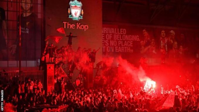 Des milliers de supporters de Liverpool