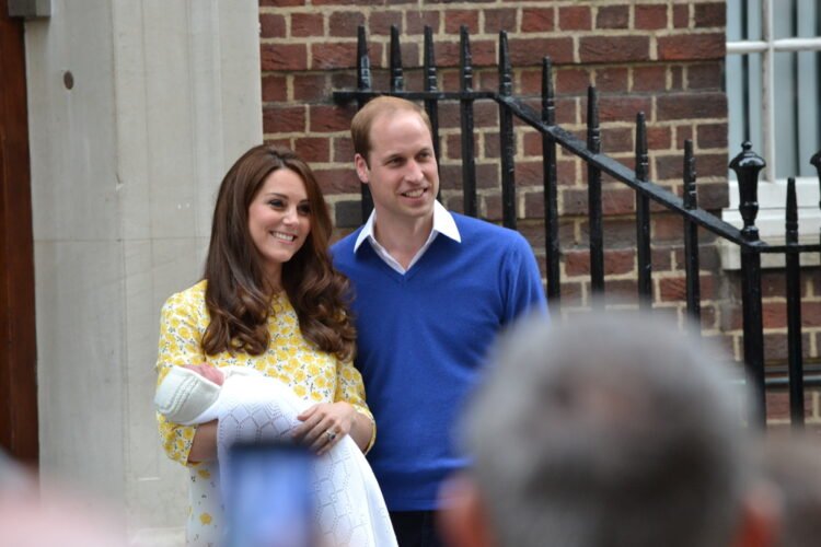 Prince William et Kate avec bébé Charlotte