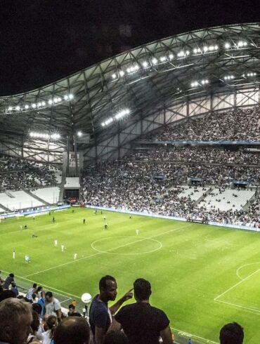 Qual é o estádio mais bonito da França?
